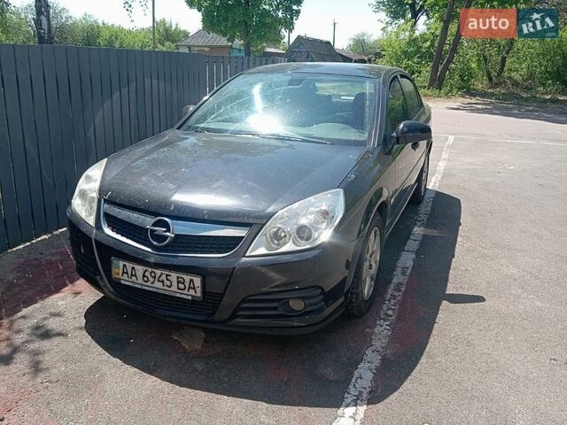 Черный Опель Вектра, объемом двигателя 2.2 л и пробегом 130 тыс. км за 6000 $, фото 1 на Automoto.ua