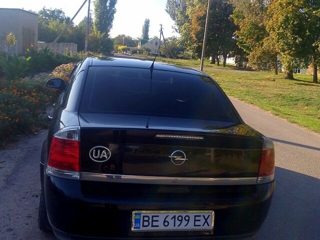 Опель Вектра 2005 у Новом Буге на Automoto.ua Чорний Опель Вектра, об'ємом двигуна 2.2 л та пробігом 0 тис. км за 4100 $, фото 1 на Automoto.ua