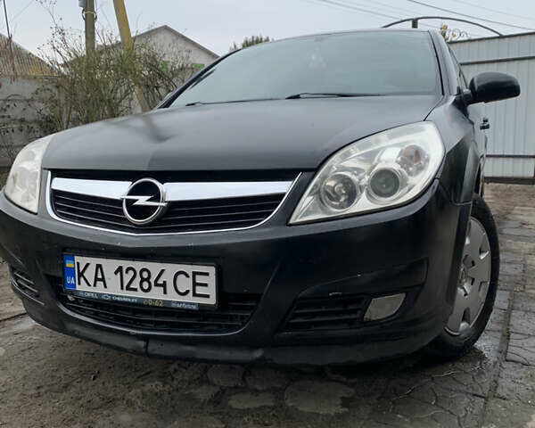 Черный Опель Вектра, объемом двигателя 1.6 л и пробегом 203 тыс. км за 4350 $, фото 1 на Automoto.ua