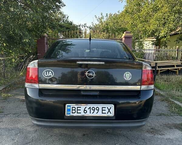 Черный Опель Вектра, объемом двигателя 2.2 л и пробегом 247 тыс. км за 3500 $, фото 1 на Automoto.ua