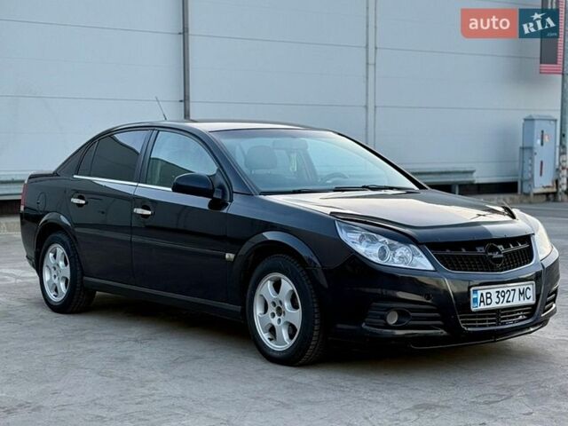 Черный Опель Вектра, объемом двигателя 2.2 л и пробегом 210 тыс. км за 3400 $, фото 1 на Automoto.ua