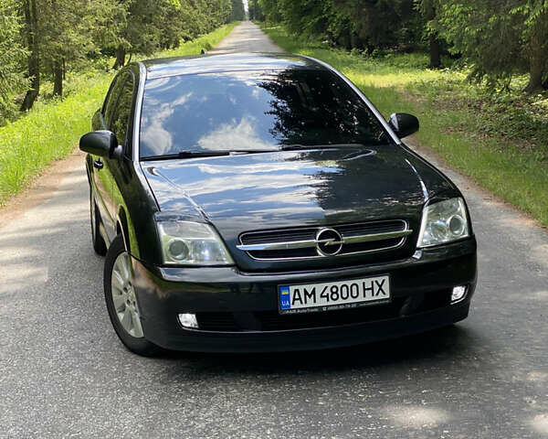 Черный Опель Вектра, объемом двигателя 2.2 л и пробегом 273 тыс. км за 4000 $, фото 1 на Automoto.ua