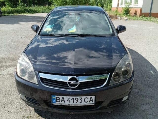 Черный Опель Вектра, объемом двигателя 1.6 л и пробегом 283 тыс. км за 3300 $, фото 1 на Automoto.ua