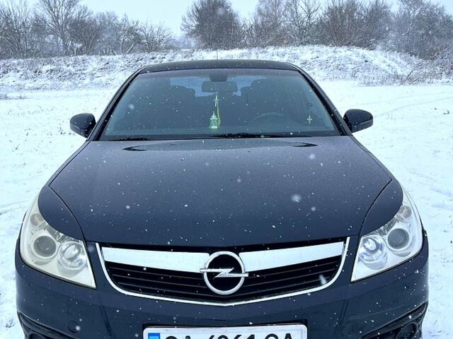 Черный Опель Вектра, объемом двигателя 1.8 л и пробегом 20400 тыс. км за 4000 $, фото 1 на Automoto.ua