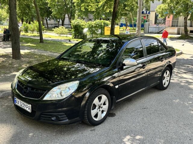 Черный Опель Вектра, объемом двигателя 2.8 л и пробегом 305 тыс. км за 3650 $, фото 1 на Automoto.ua