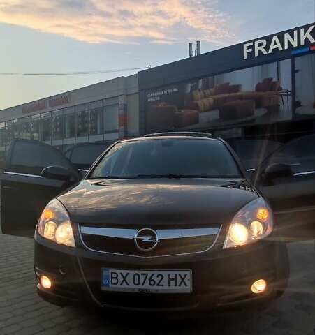 Чорний Опель Вектра, об'ємом двигуна 1.9 л та пробігом 381 тис. км за 4500 $, фото 1 на Automoto.ua