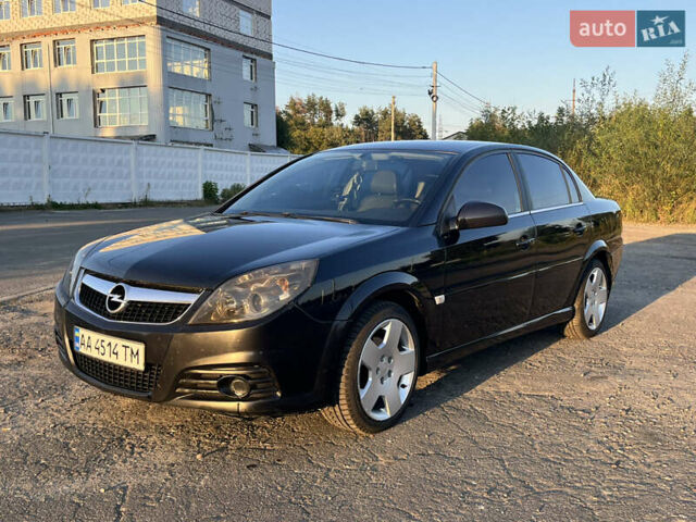 Чорний Опель Вектра, об'ємом двигуна 2.2 л та пробігом 400 тис. км за 4950 $, фото 1 на Automoto.ua