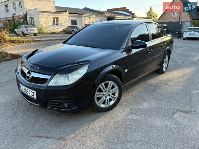 Чорний Опель Вектра, объемом двигателя 2.2 л и пробегом 352 тыс. км за 3400 $, фото 1 на Automoto.ua