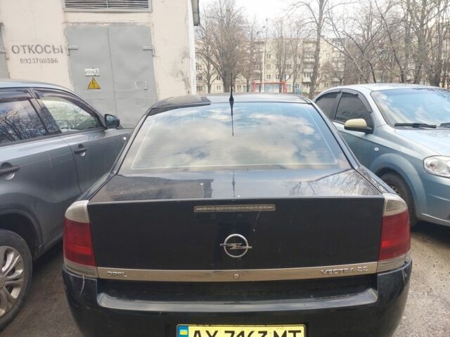 Черный Опель Вектра, объемом двигателя 2.2 л и пробегом 224 тыс. км за 2200 $, фото 1 на Automoto.ua