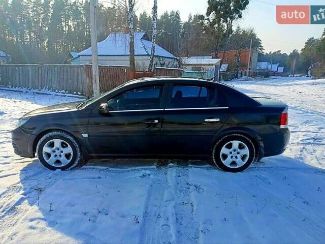 Черный Опель Вектра, объемом двигателя 2.2 л и пробегом 260 тыс. км за 4000 $, фото 1 на Automoto.ua