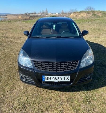 Черный Опель Вектра, объемом двигателя 2.2 л и пробегом 340 тыс. км за 5800 $, фото 1 на Automoto.ua