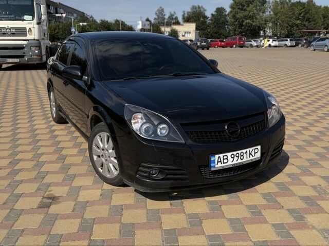 Черный Опель Вектра, объемом двигателя 2.2 л и пробегом 283 тыс. км за 4508 $, фото 1 на Automoto.ua