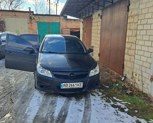 Черный Опель Вектра, объемом двигателя 1.8 л и пробегом 280 тыс. км за 4000 $, фото 1 на Automoto.ua