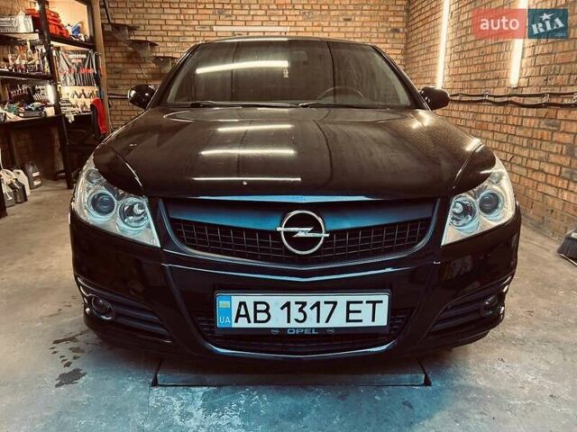 Чорний Опель Вектра, об'ємом двигуна 2.2 л та пробігом 275 тис. км за 5100 $, фото 1 на Automoto.ua