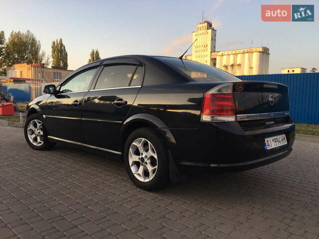 Черный Опель Вектра, объемом двигателя 2.2 л и пробегом 237 тыс. км за 4500 $, фото 1 на Automoto.ua