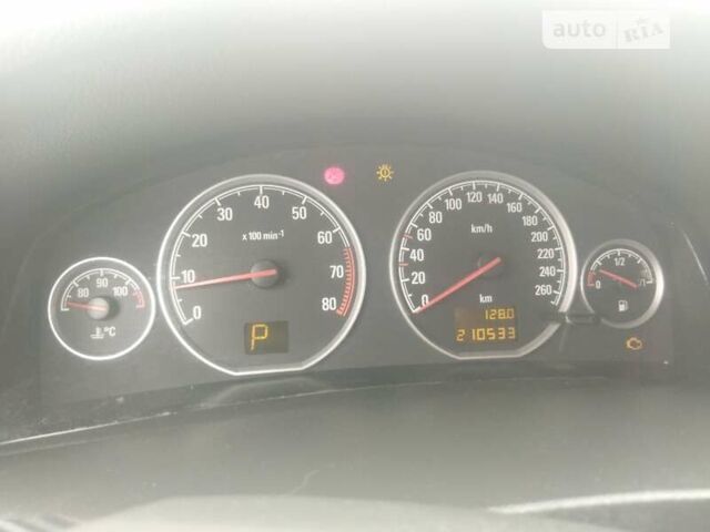 Черный Опель Вектра, объемом двигателя 2.2 л и пробегом 210 тыс. км за 5500 $, фото 1 на Automoto.ua