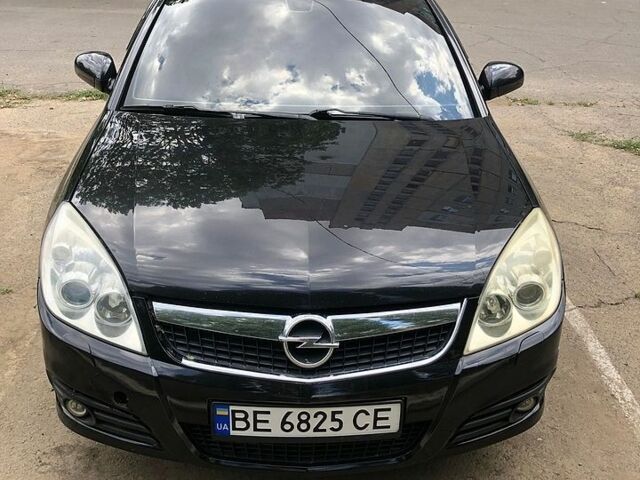 Черный Опель Вектра, объемом двигателя 2.2 л и пробегом 260 тыс. км за 4999 $, фото 1 на Automoto.ua