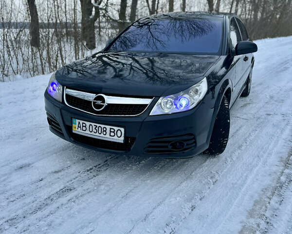 Черный Опель Вектра, объемом двигателя 2.2 л и пробегом 260 тыс. км за 3700 $, фото 1 на Automoto.ua