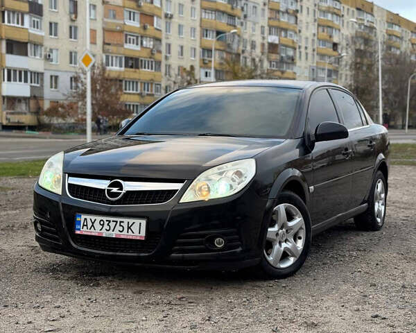 Черный Опель Вектра, объемом двигателя 1.8 л и пробегом 265 тыс. км за 4900 $, фото 1 на Automoto.ua