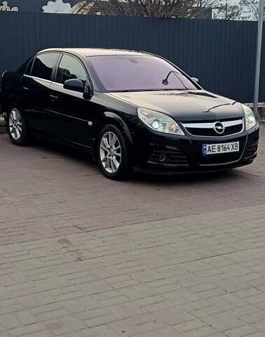Черный Опель Вектра, объемом двигателя 2.2 л и пробегом 218 тыс. км за 6800 $, фото 1 на Automoto.ua