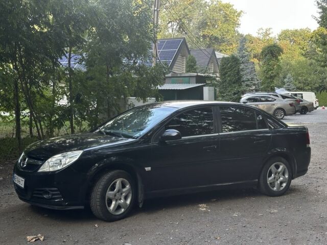 Черный Опель Вектра, объемом двигателя 2.2 л и пробегом 250 тыс. км за 3463 $, фото 1 на Automoto.ua