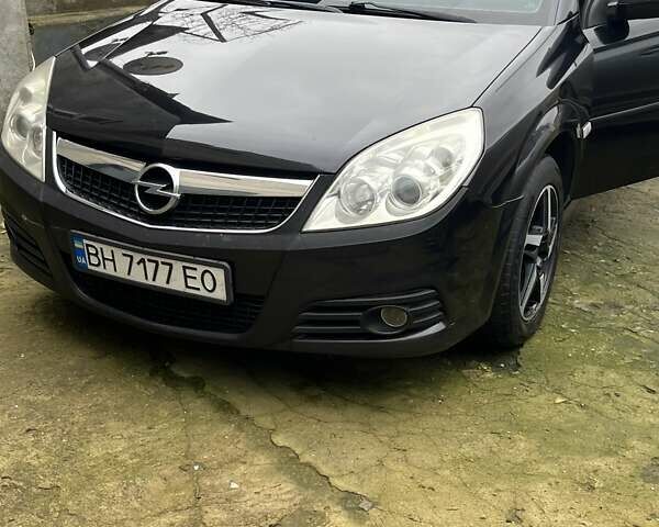 Чорний Опель Вектра, об'ємом двигуна 1.8 л та пробігом 320 тис. км за 5300 $, фото 1 на Automoto.ua