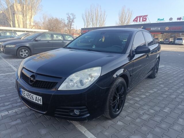 Черный Опель Вектра, объемом двигателя 2.2 л и пробегом 320 тыс. км за 4650 $, фото 1 на Automoto.ua