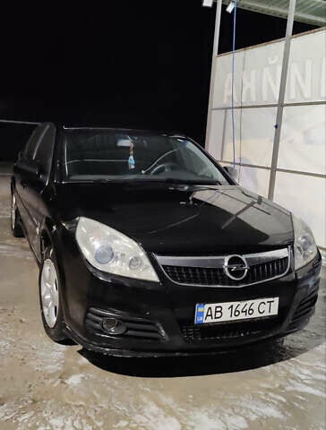 Черный Опель Вектра, объемом двигателя 2.2 л и пробегом 210 тыс. км за 4500 $, фото 1 на Automoto.ua