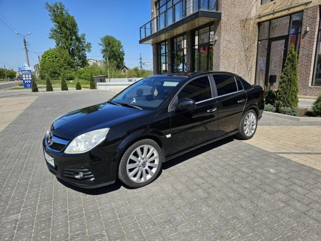 Черный Опель Вектра, объемом двигателя 1.8 л и пробегом 268 тыс. км за 6500 $, фото 1 на Automoto.ua