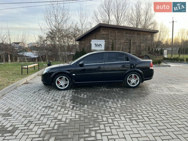 Черный Опель Вектра, объемом двигателя 2.2 л и пробегом 219 тыс. км за 5800 $, фото 1 на Automoto.ua