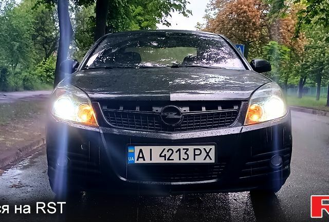 Черный Опель Вектра, объемом двигателя 2.2 л и пробегом 297 тыс. км за 5000 $, фото 1 на Automoto.ua