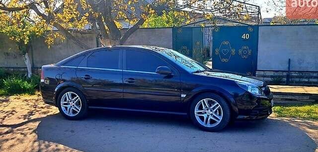 Черный Опель Вектра, объемом двигателя 2.2 л и пробегом 321 тыс. км за 6800 $, фото 1 на Automoto.ua