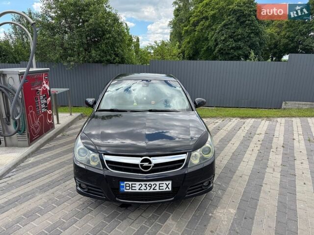 Черный Опель Вектра, объемом двигателя 2.2 л и пробегом 293 тыс. км за 5700 $, фото 1 на Automoto.ua