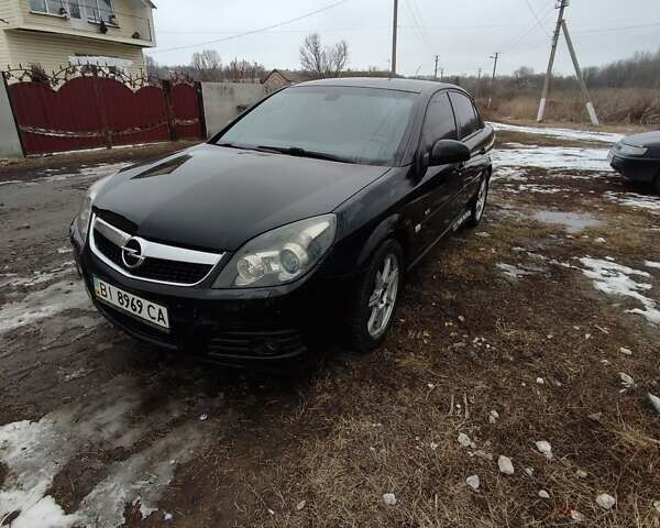 Черный Опель Вектра, объемом двигателя 2.8 л и пробегом 220 тыс. км за 5000 $, фото 1 на Automoto.ua
