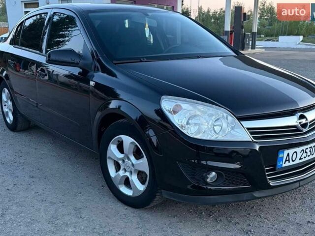 Чорний Опель Вектра, об'ємом двигуна 1.6 л та пробігом 200 тис. км за 5100 $, фото 1 на Automoto.ua