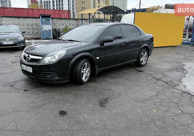 Черный Опель Вектра, объемом двигателя 2.2 л и пробегом 239 тыс. км за 6500 $, фото 1 на Automoto.ua