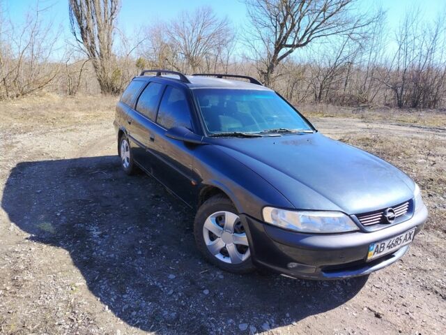Чорний Опель Вектра, об'ємом двигуна 1.8 л та пробігом 348 тис. км за 1250 $, фото 1 на Automoto.ua