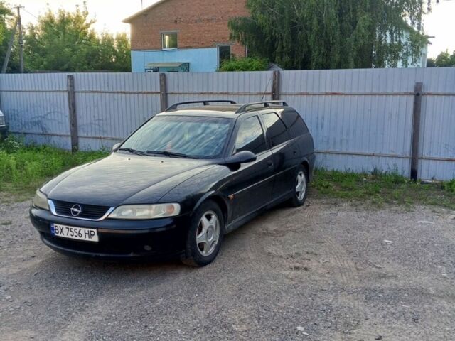 Чорний Опель Вектра, об'ємом двигуна 1.6 л та пробігом 400 тис. км за 3200 $, фото 1 на Automoto.ua
