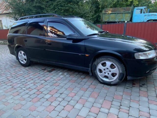 Чорний Опель Вектра, об'ємом двигуна 1.8 л та пробігом 258 тис. км за 2300 $, фото 1 на Automoto.ua