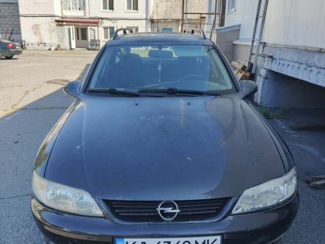Черный Опель Вектра, объемом двигателя 1.6 л и пробегом 290 тыс. км за 2900 $, фото 1 на Automoto.ua