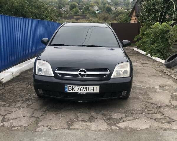 Черный Опель Вектра, объемом двигателя 1.9 л и пробегом 424 тыс. км за 4600 $, фото 1 на Automoto.ua