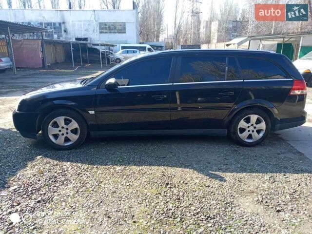 Черный Опель Вектра, объемом двигателя 2.17 л и пробегом 280 тыс. км за 4500 $, фото 1 на Automoto.ua