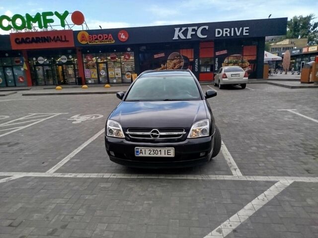 Черный Опель Вектра, объемом двигателя 1.8 л и пробегом 280 тыс. км за 4500 $, фото 1 на Automoto.ua