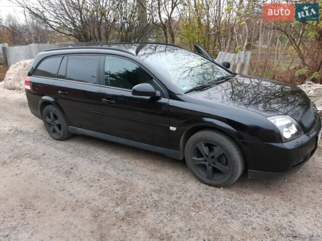 Черный Опель Вектра, объемом двигателя 2.2 л и пробегом 250 тыс. км за 3890 $, фото 1 на Automoto.ua
