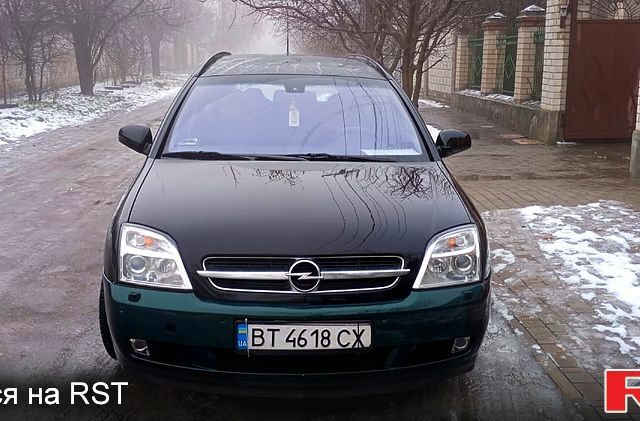 Черный Опель Вектра, объемом двигателя 1.9 л и пробегом 400 тыс. км за 3800 $, фото 1 на Automoto.ua