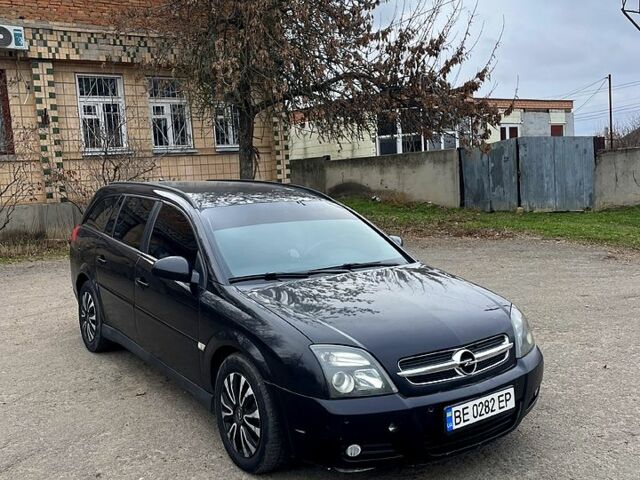 Черный Опель Вектра, объемом двигателя 22 л и пробегом 398 тыс. км за 3700 $, фото 1 на Automoto.ua