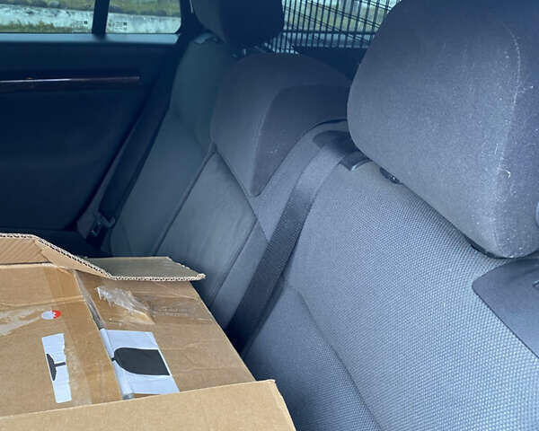 Черный Опель Вектра, объемом двигателя 2 л и пробегом 300 тыс. км за 3500 $, фото 1 на Automoto.ua