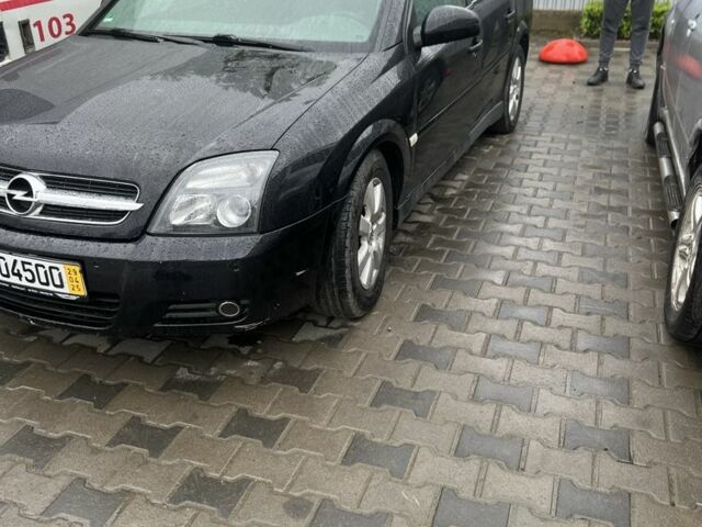Черный Опель Вектра, объемом двигателя 2.2 л и пробегом 250 тыс. км за 2500 $, фото 1 на Automoto.ua