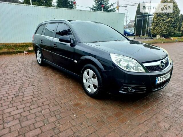 Чорний Опель Вектра, об'ємом двигуна 2.2 л та пробігом 203 тис. км за 4650 $, фото 1 на Automoto.ua