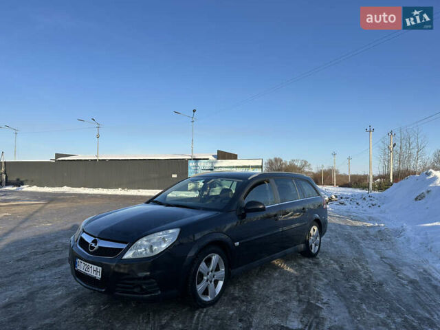 Черный Опель Вектра, объемом двигателя 1.9 л и пробегом 399 тыс. км за 3800 $, фото 1 на Automoto.ua
